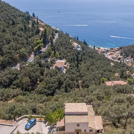 Salvia Vilă Katávolos