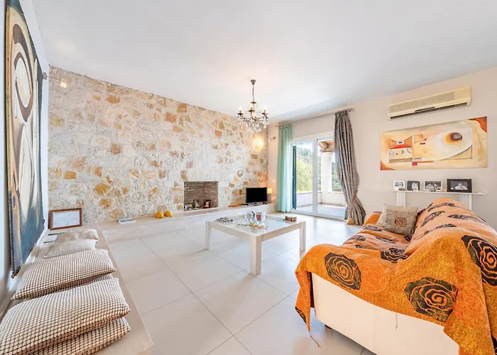 Salvia * Κατάβολος